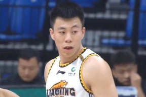 九游娱乐-关于举重杯赛上演强强对话，嵩山霹雳队翻盘东城天虎队，战术调整见效；边后卫成为亮点的信息